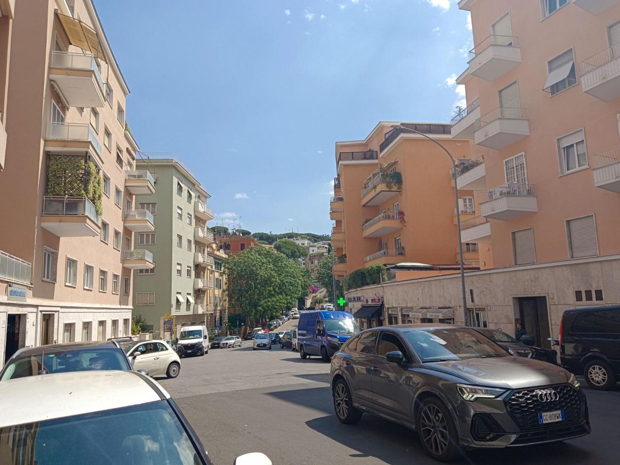 Duccio Galimberti - Lovely 2br Walking To The Vatican By Halldis * Rome