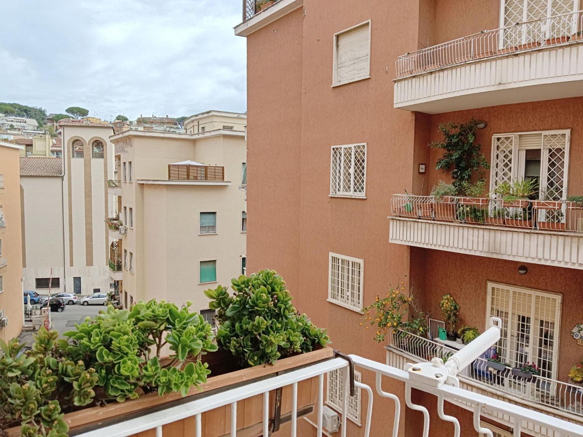 Duccio Galimberti - Lovely 2br Walking To The Vatican By Halldis * Rome