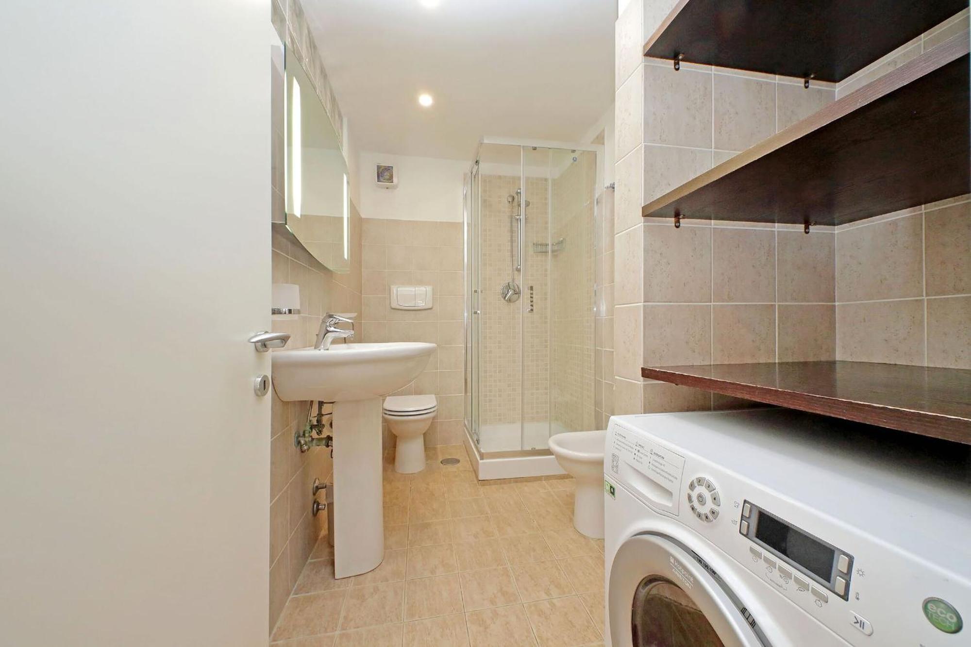 Duccio Galimberti - Lovely 2br Walking To The Vatican By Halldis Rome